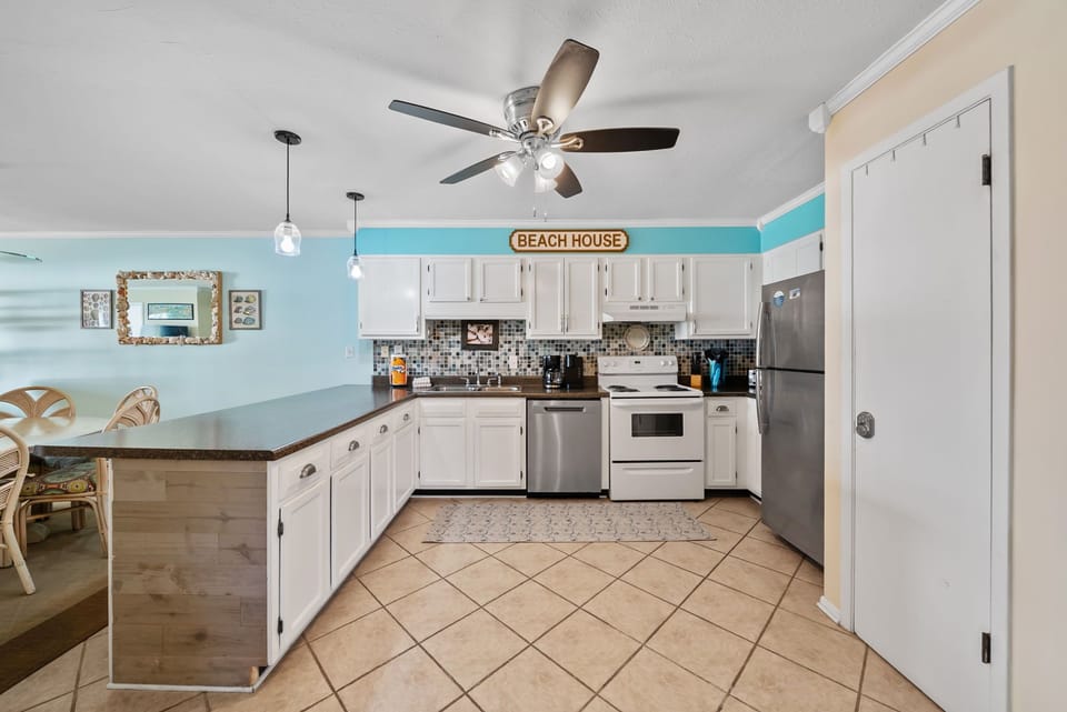 The Breezeway~ Kitchen