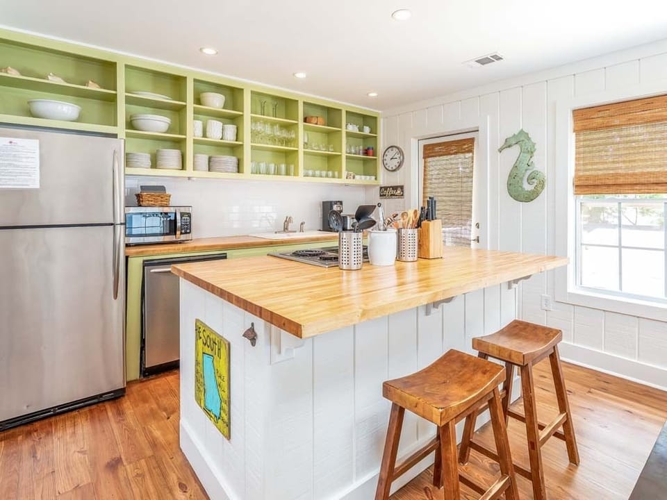 Full Kitchen