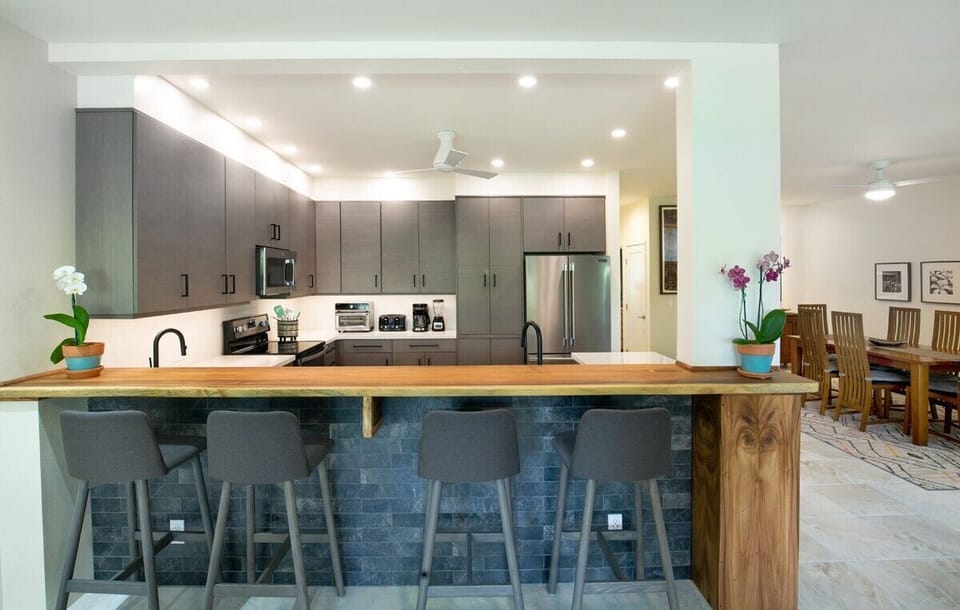 Regency 512 Kitchen