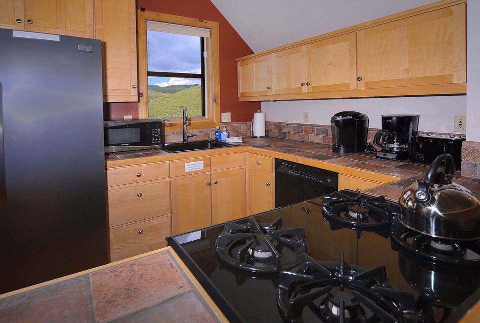Fully stocked kitchen