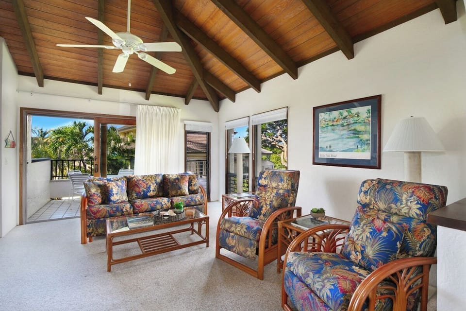 Living Room - Kahala 521