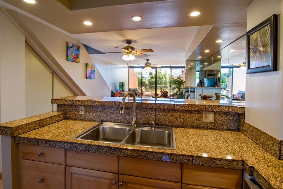 Granite counter tops and recessed lighting