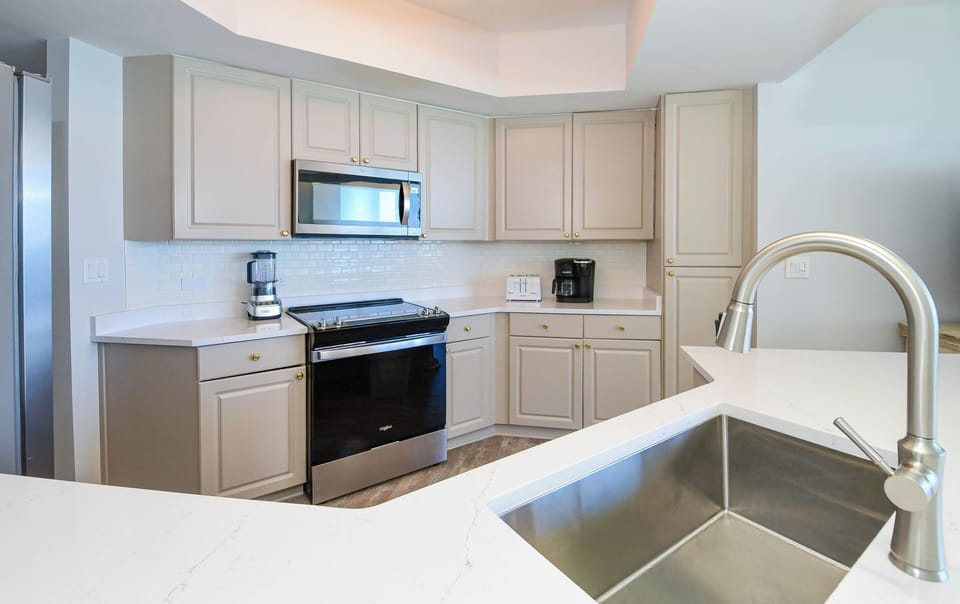 Silver Shells St. Croix 1004- fully Equipped Kitchen