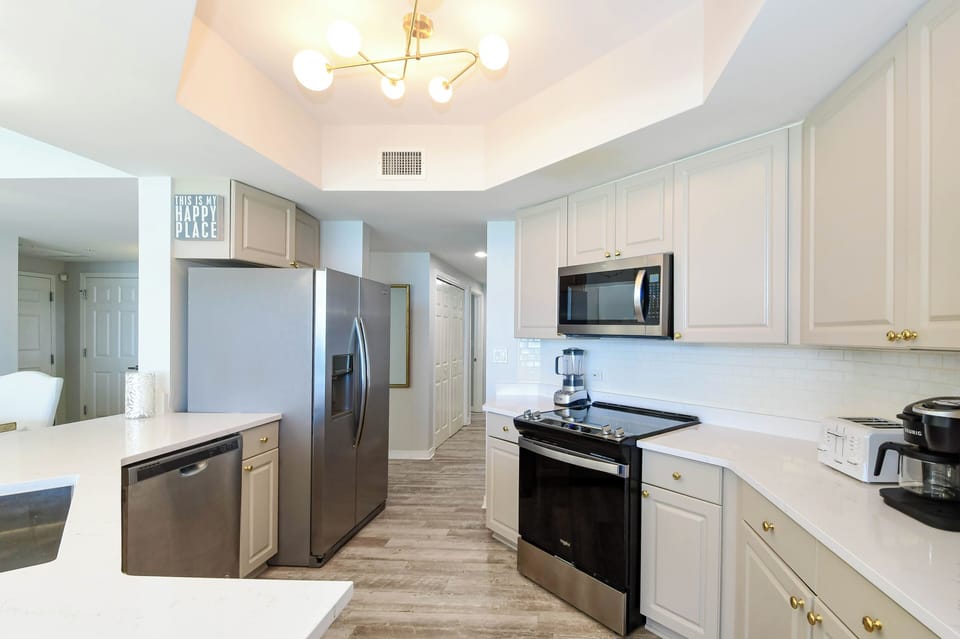 Silver Shells St. Croix 1004- Kitchen