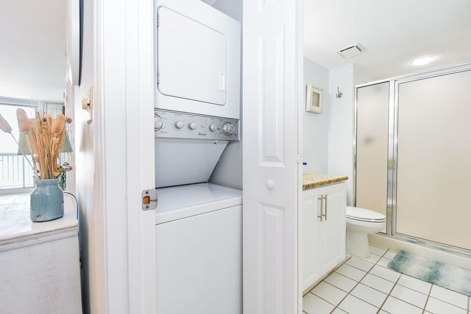 Pelican Beach Resort 2016- In-unit Washer and Dryer