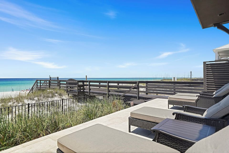 Verona - Gulf Pines Miramar Beach - Outdoor Seating & Gulf View