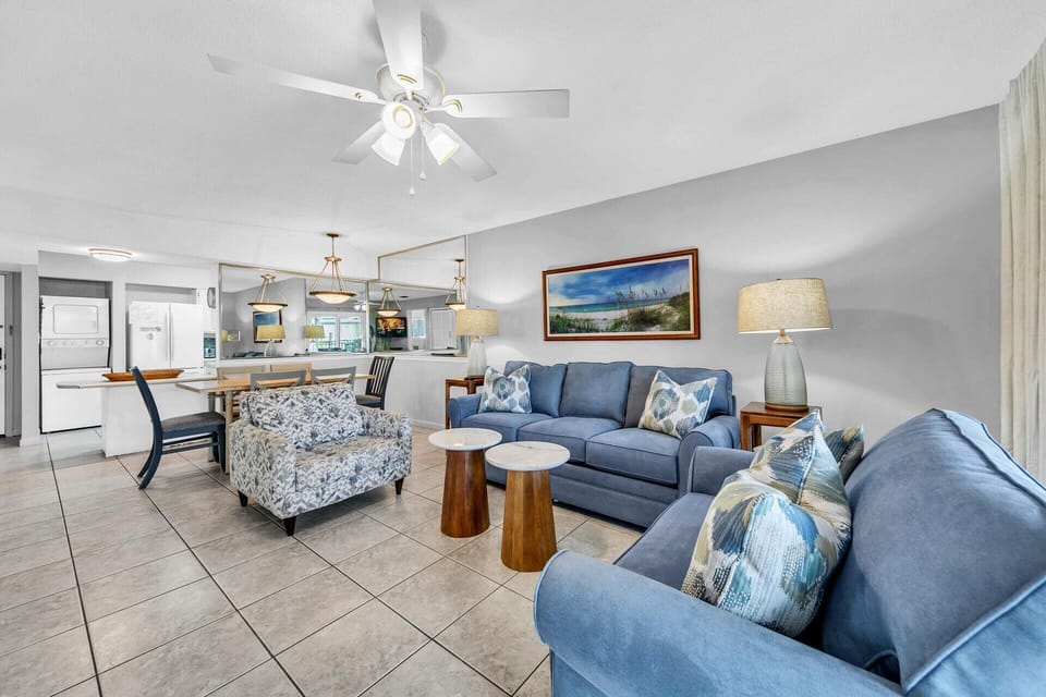 Kitchen/Dining/Living Room Areas