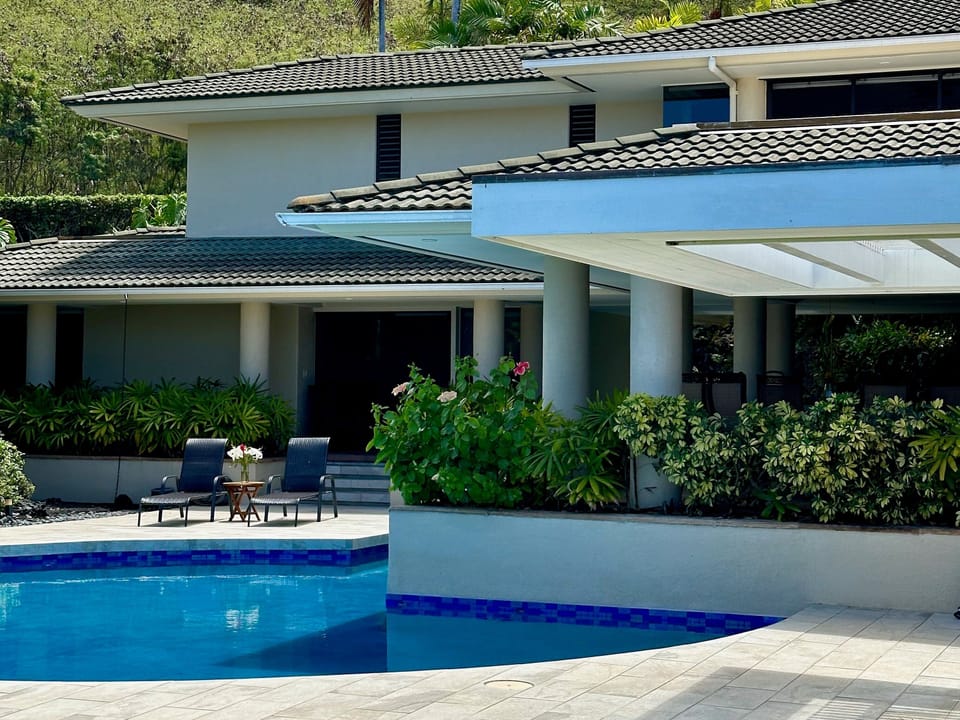 Welcome to Keauhou Estates 8 - Halele'a