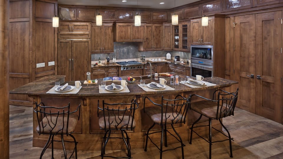 Gourmet Kitchen, Upper Level