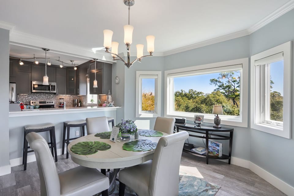 Bay Window in Dining Room