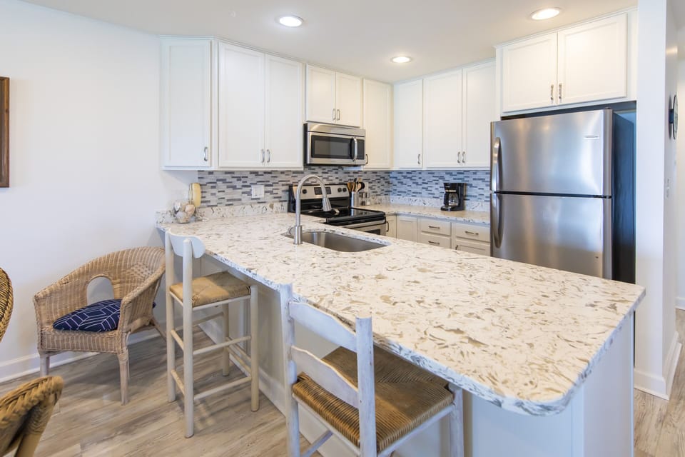 Kitchen bar top seating