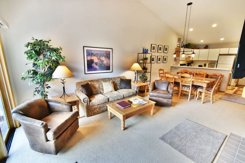 Living Room - Living Room
