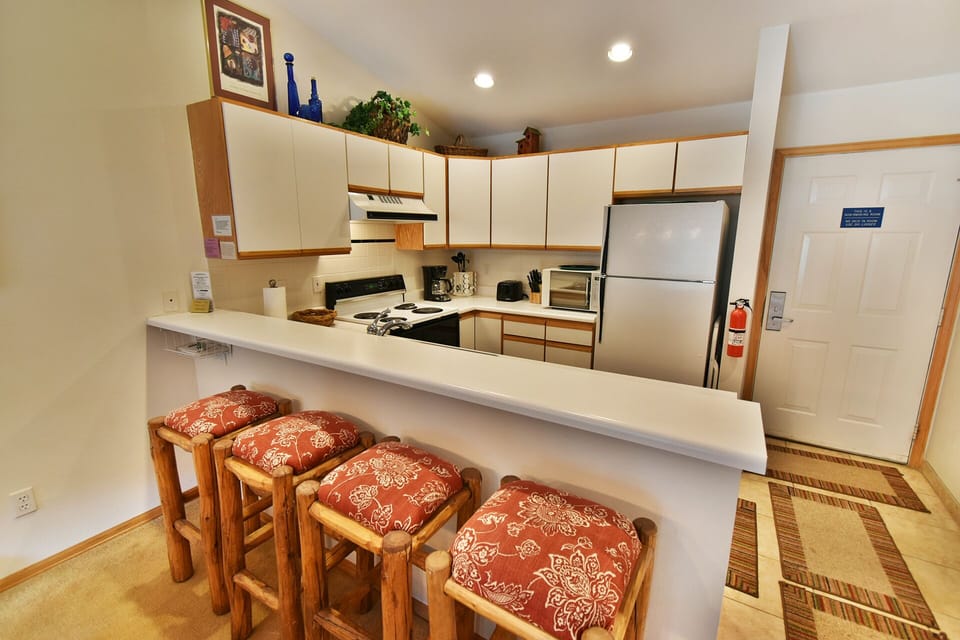 Kitchen - Kitchen