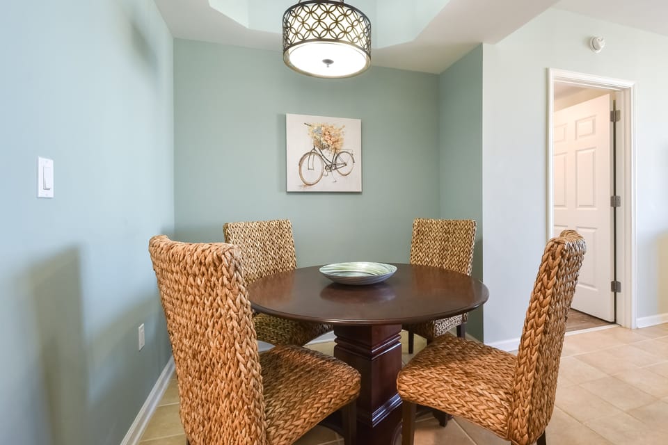 Silver Shells St. Lucia 804- Dining Area