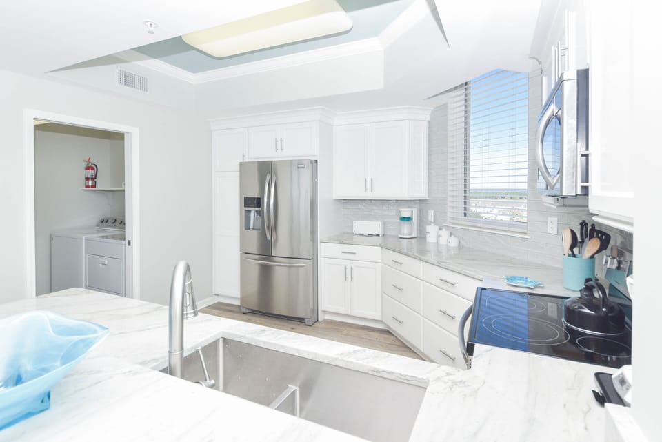 Silver Beach Towers West 1201- Kitchen