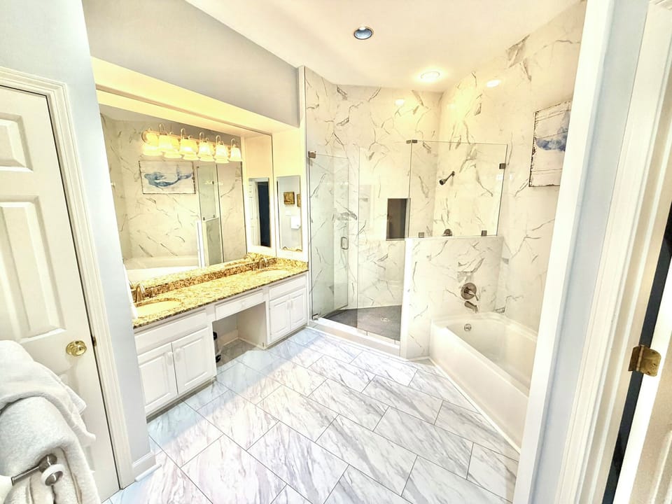 Modern Master Bathroom