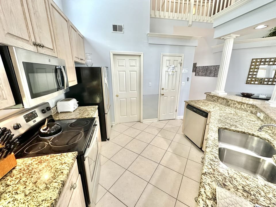 Fully stocked kitchen