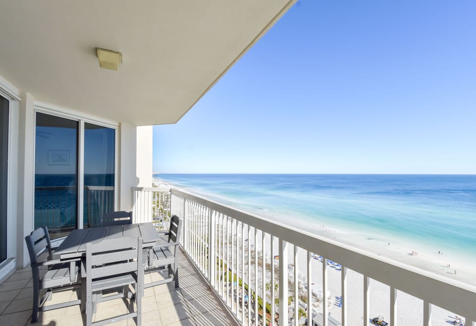 Silver Beach Towers West 1202 - Balcony