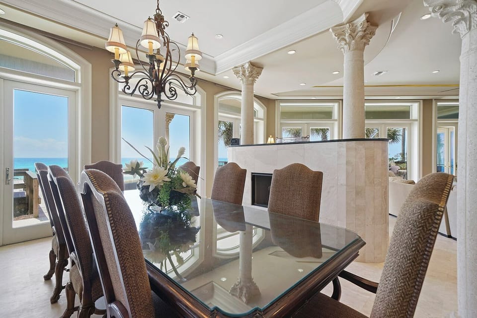Capitano - Destiny by the Sea - Dining Room