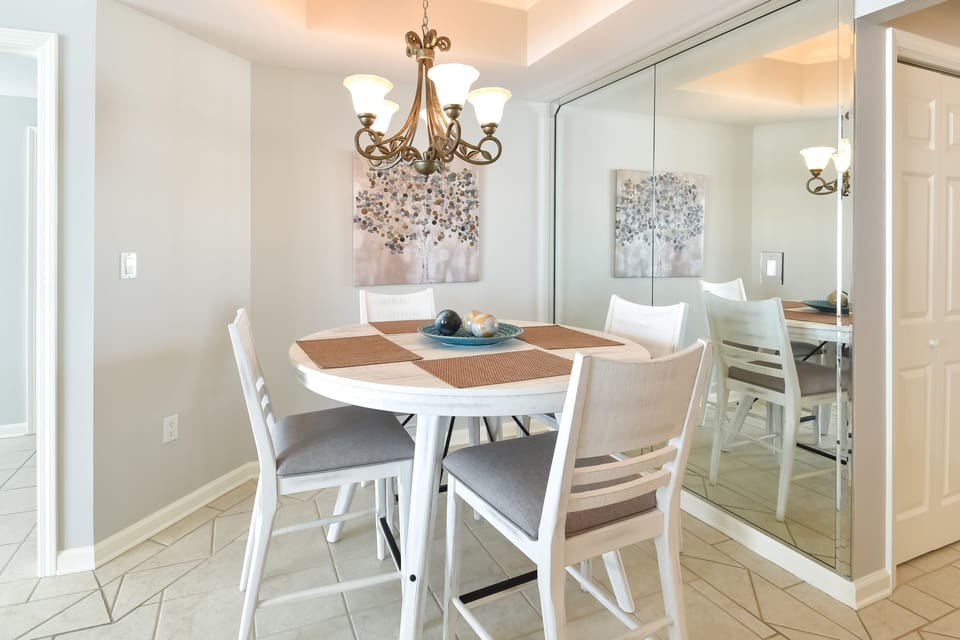 Silver Beach Towers West 302- Dining Area