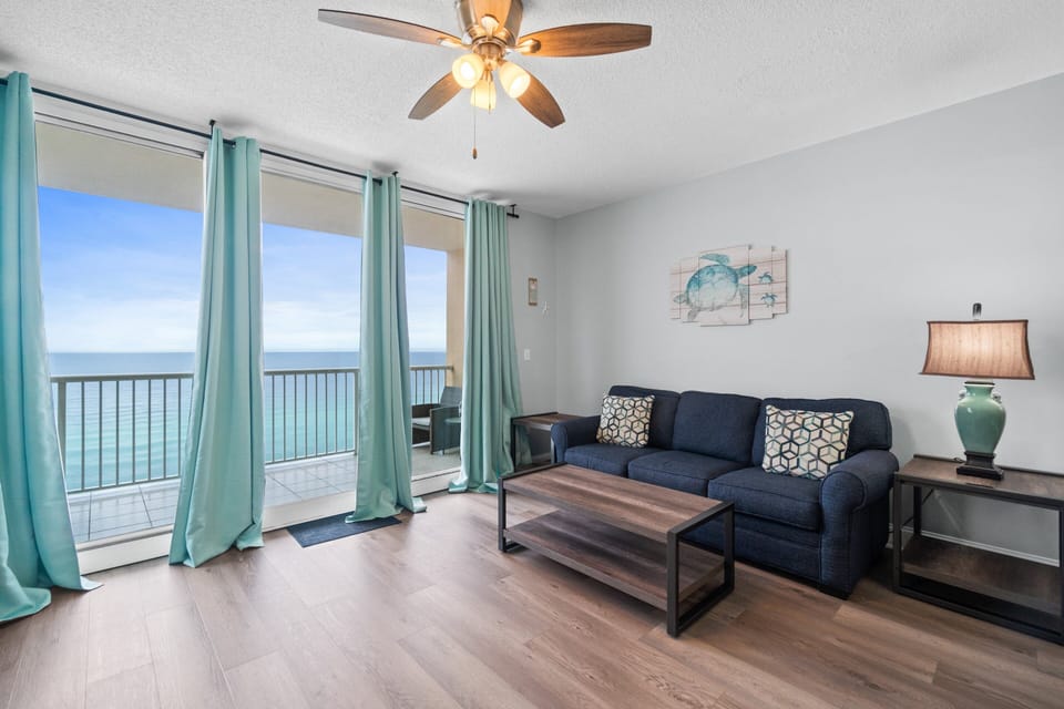 Gulf View Living Room with Sleeper Sofa