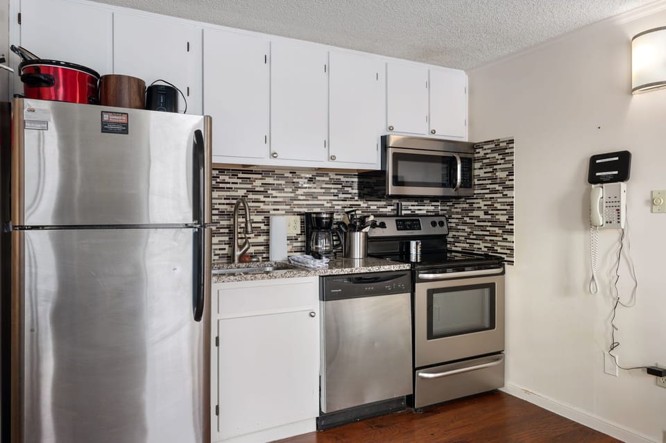 Cook up a storm in the fully equipped kitchen.