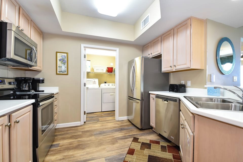 Silver Beach Towers East 1502 - Fully Equipped Kitchen