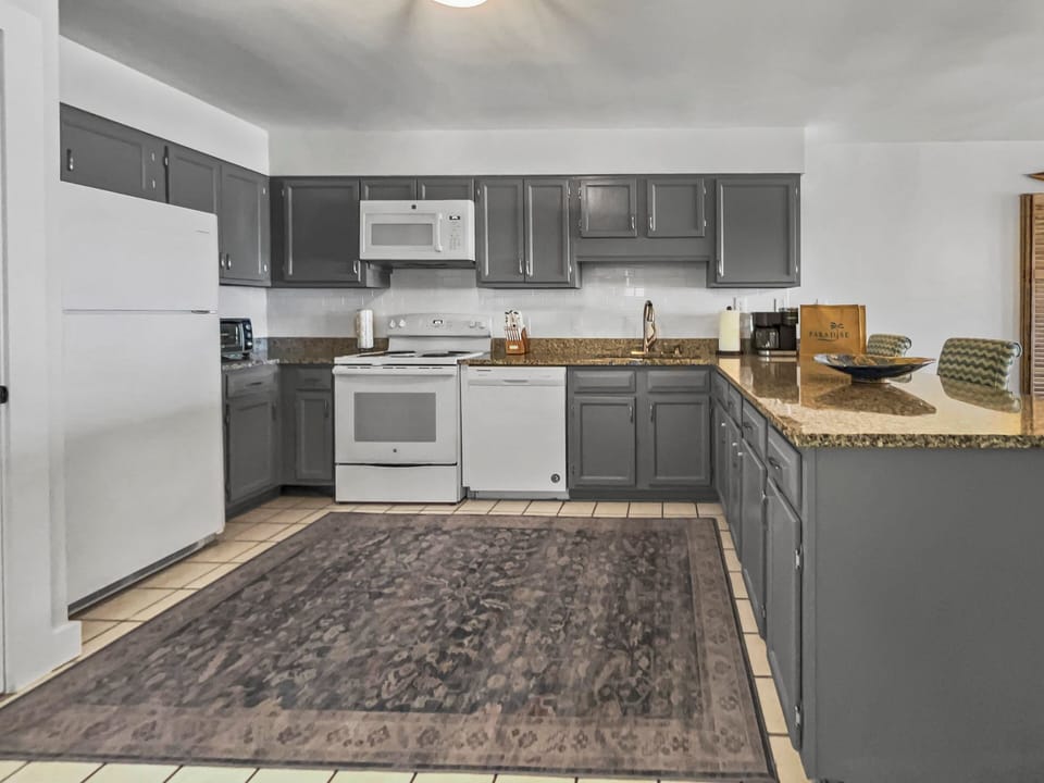 Spacious Kitchen