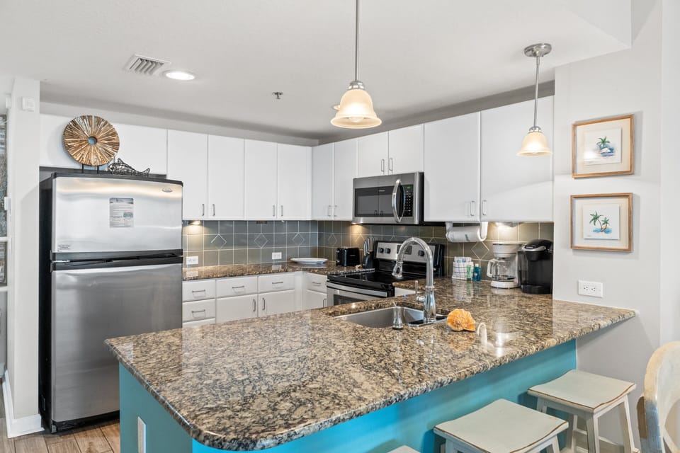 Fully Stocked Kitchen