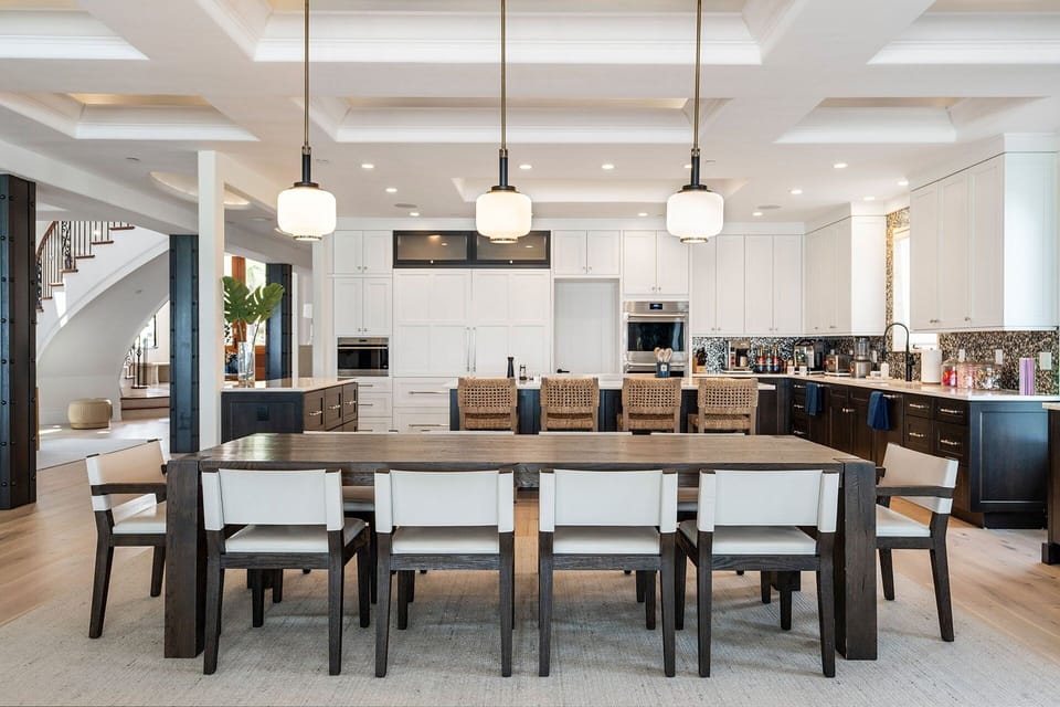 Palazzo del Mar - Crystal Beach - Dining Room & Kitchen