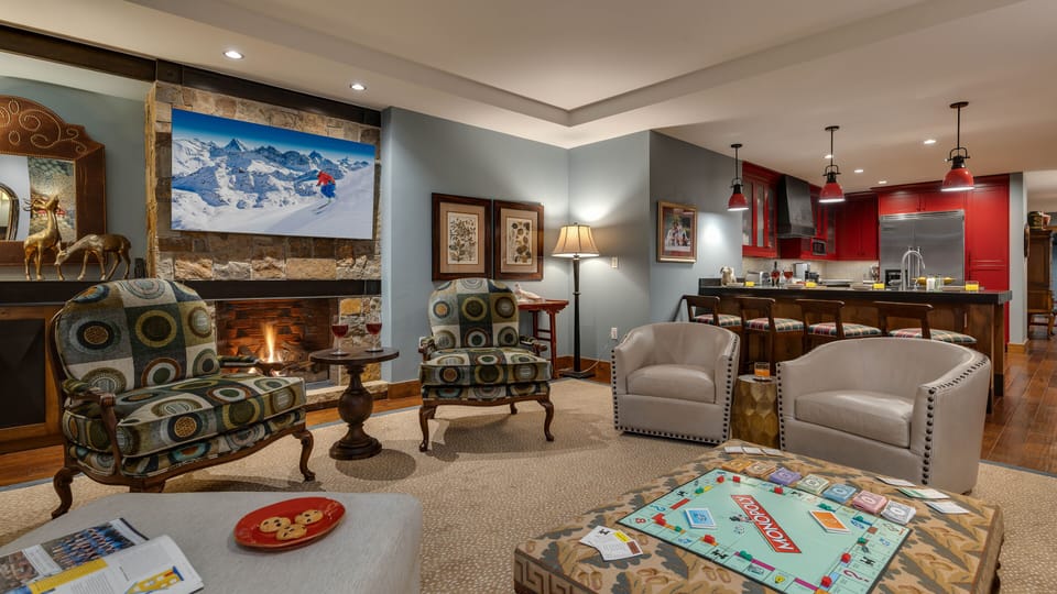 Great Room, Main Level - With fireplace
