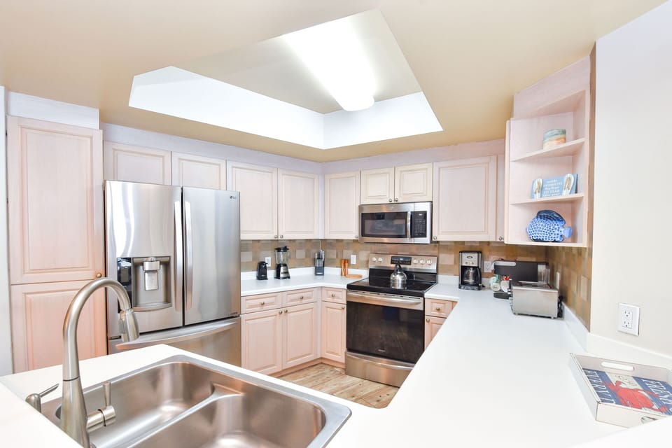 Silver Shells St. Maarten 1402 - Kitchen