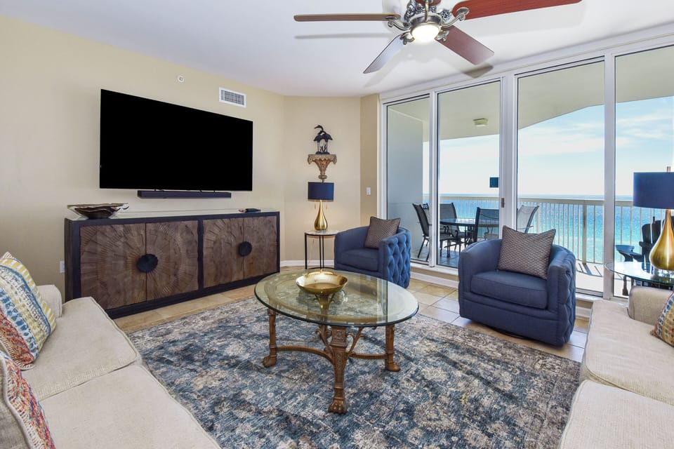 Silver Beach Towers West 806 - Living Area with Balcony Access