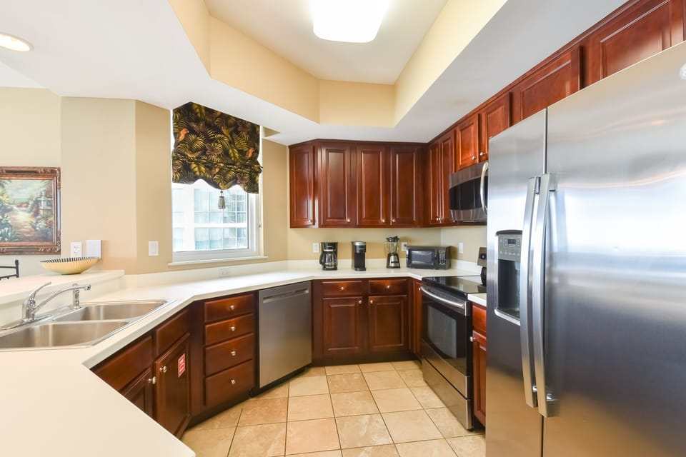 Silver Beach Towers West 806 - Fully Equipped Kitchen