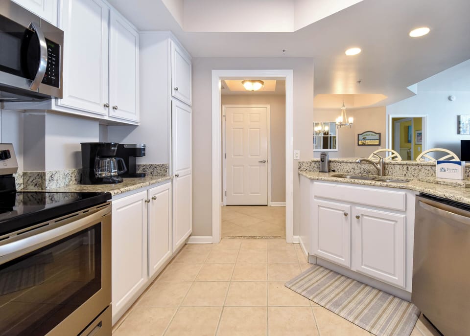 Silver Beach Towers East 705 - Kitchen