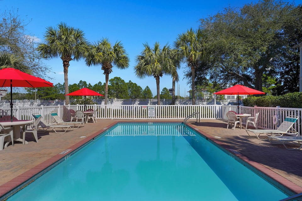 Sunset at Miramar - Miramar Beach - Community Pool