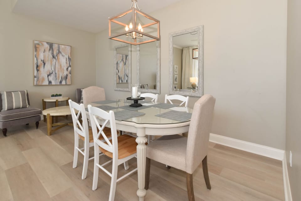 Silver Beach Towers West 202 - Dining Area