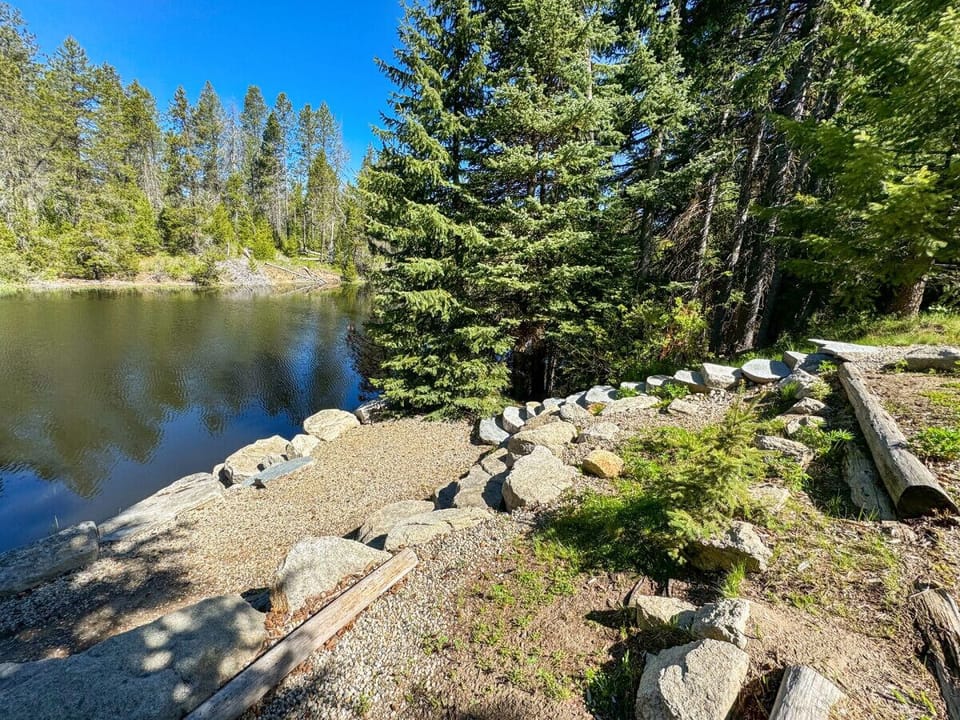 Backyard Steps to Lake