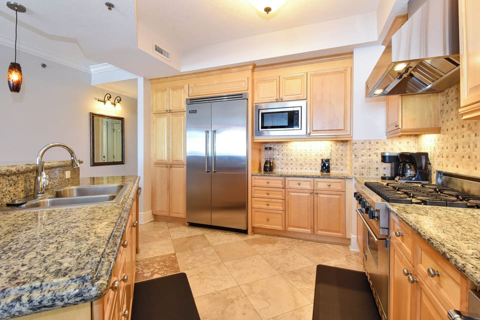 Bella Riva 106 - Kitchen