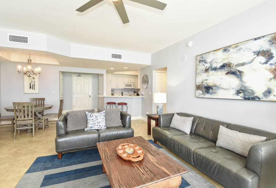 Silver Beach Towers East 702- Living Area