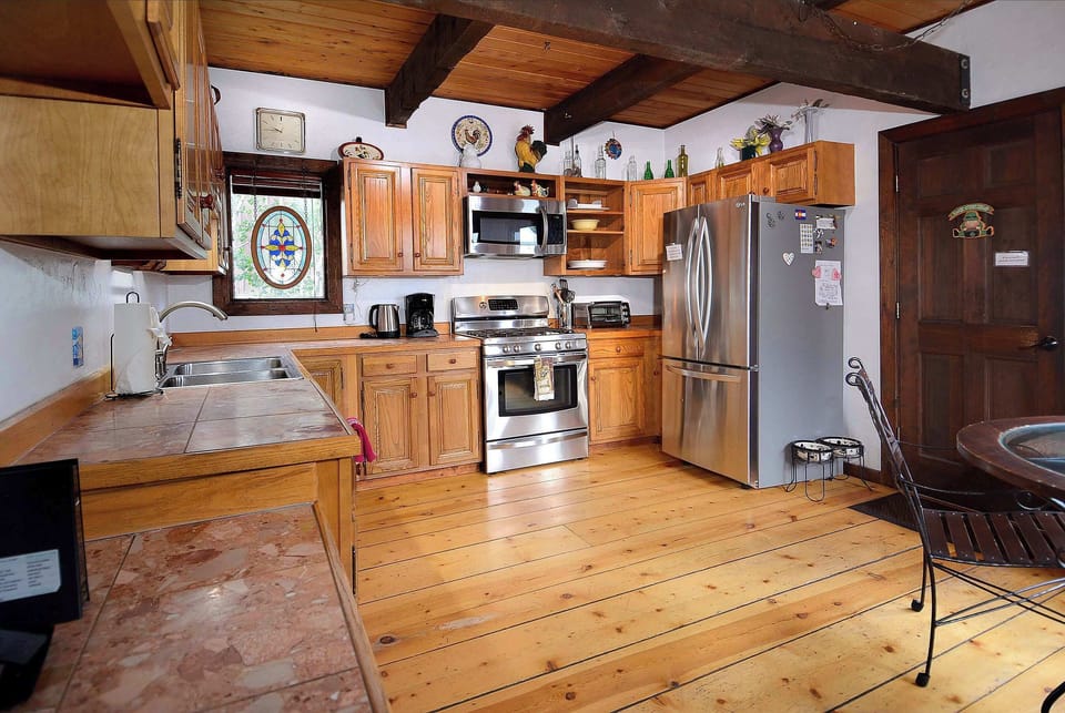 Spacious kitchen
