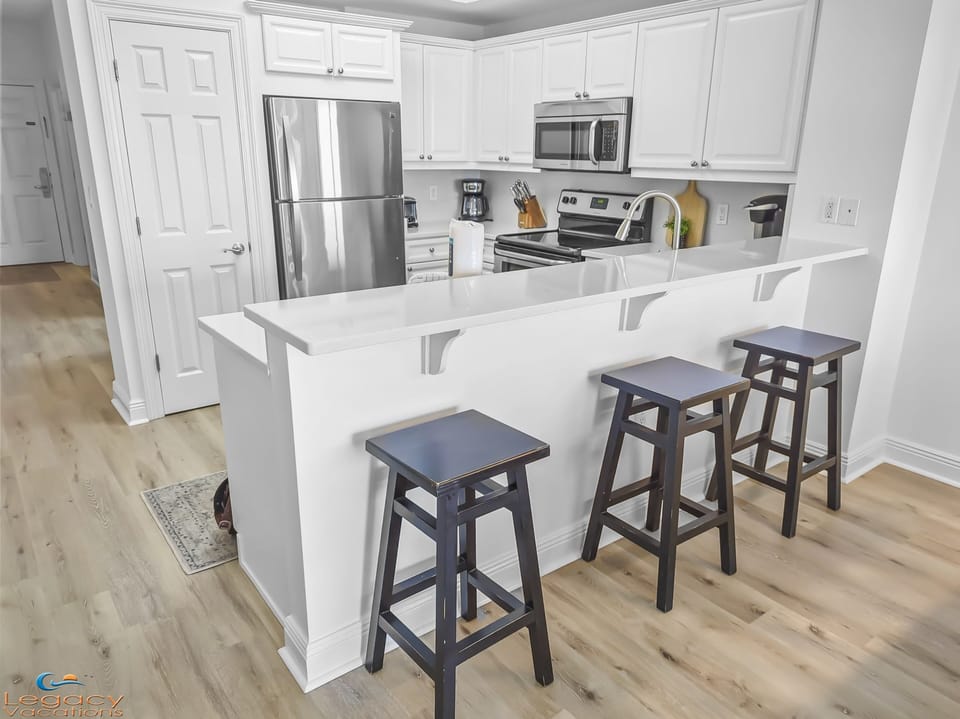 Summer Place #204 Kitchen