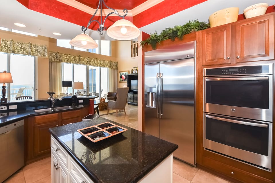 Silver Beach Towers East Penthouse 1701 - Fully Equipped Kitchen