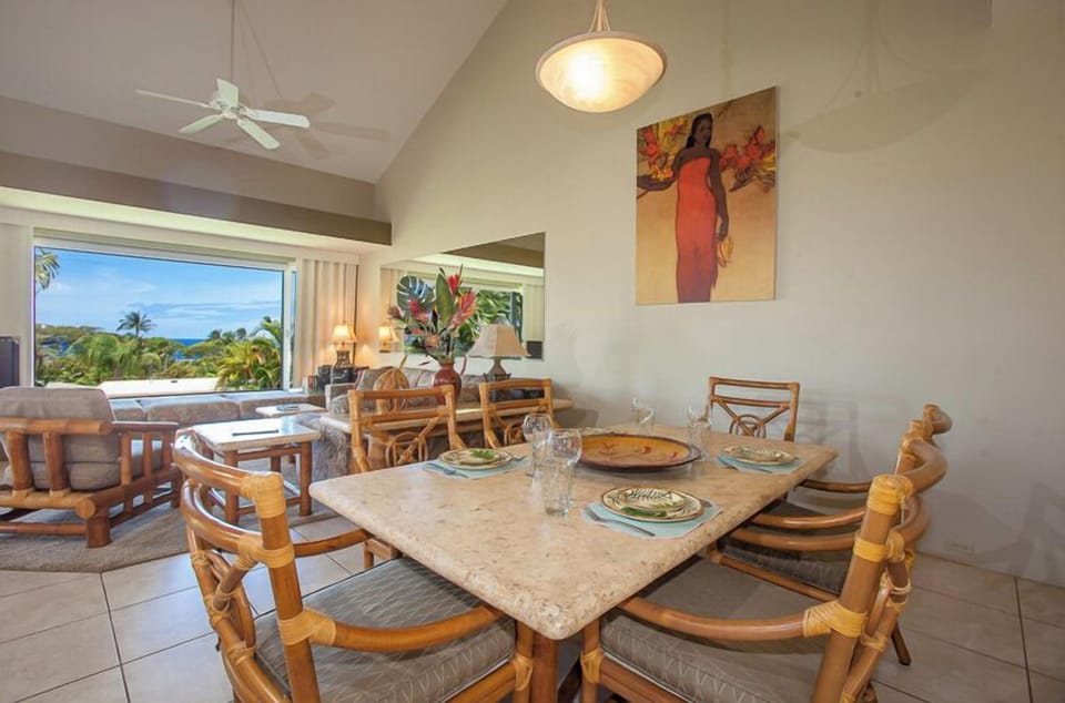 Seating for 6 guests