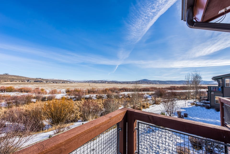 Master Bedroom Balcony View
