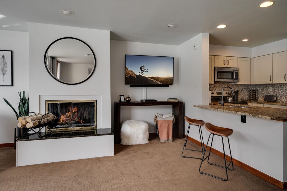 Unwind by the crackling fireplace at this peaceful Lakeside Condo