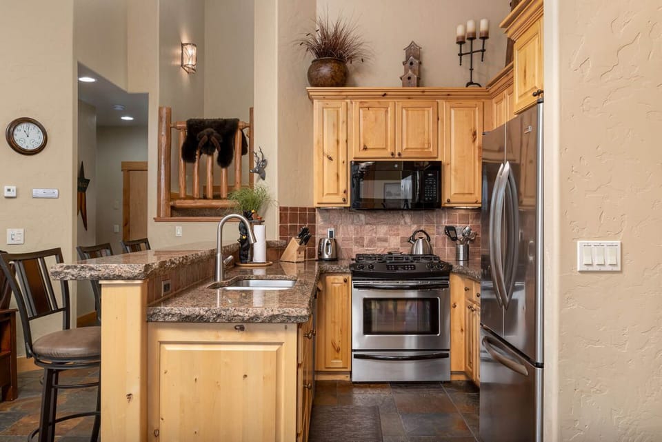 Fully equipped kitchen for the chef in your group