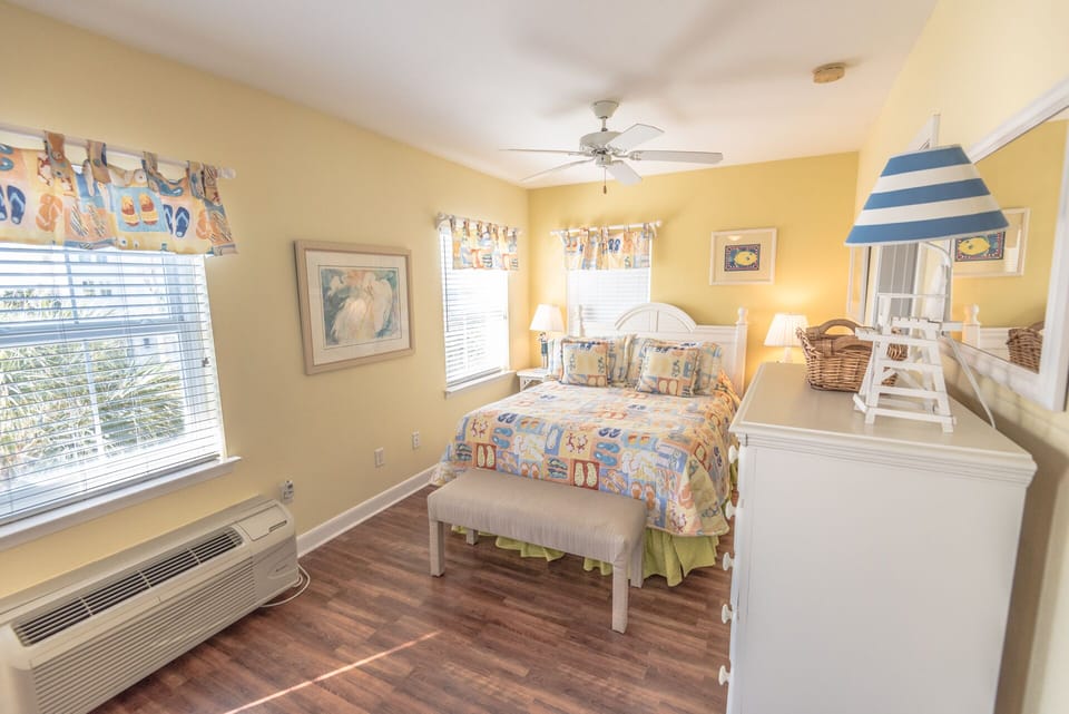 Studio bedroom
