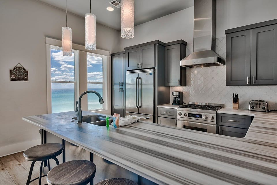 Gulf Breeze - Luxury Beachfront Vacation Rental House with Private Pool in Frangista Beach Destin, FL- Five Star Properties Destin/30A