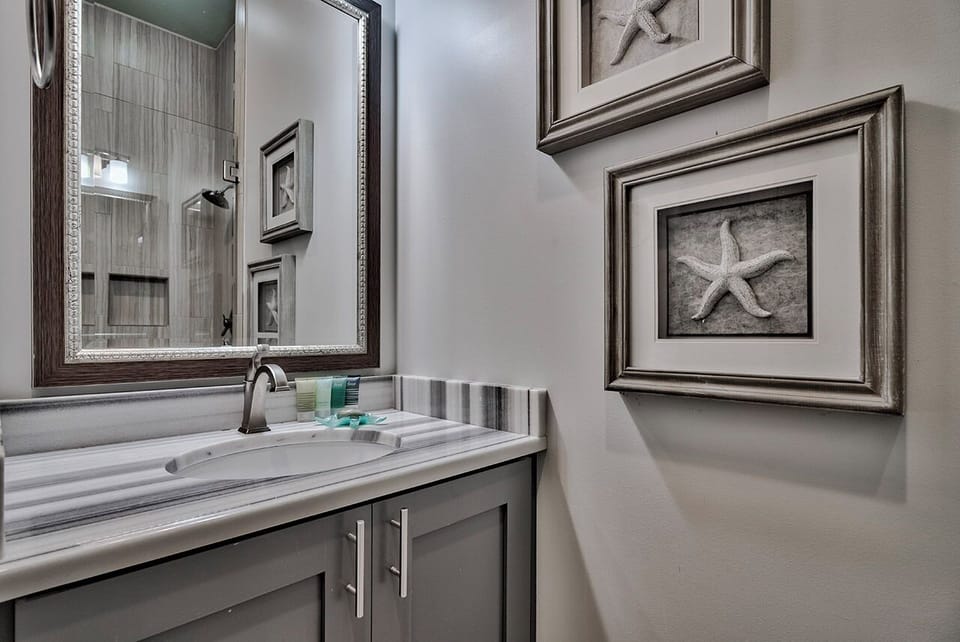Gulf Breeze - Luxury Beachfront Vacation Rental House with Private Pool in Frangista Beach Destin, FL- Five Star Properties Destin/30A